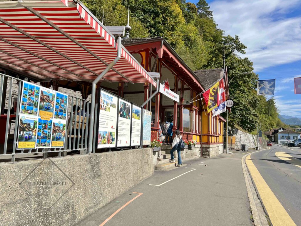 瑞士布里恩茨｜百年蒸汽火車Brienz Rothorn Bahn