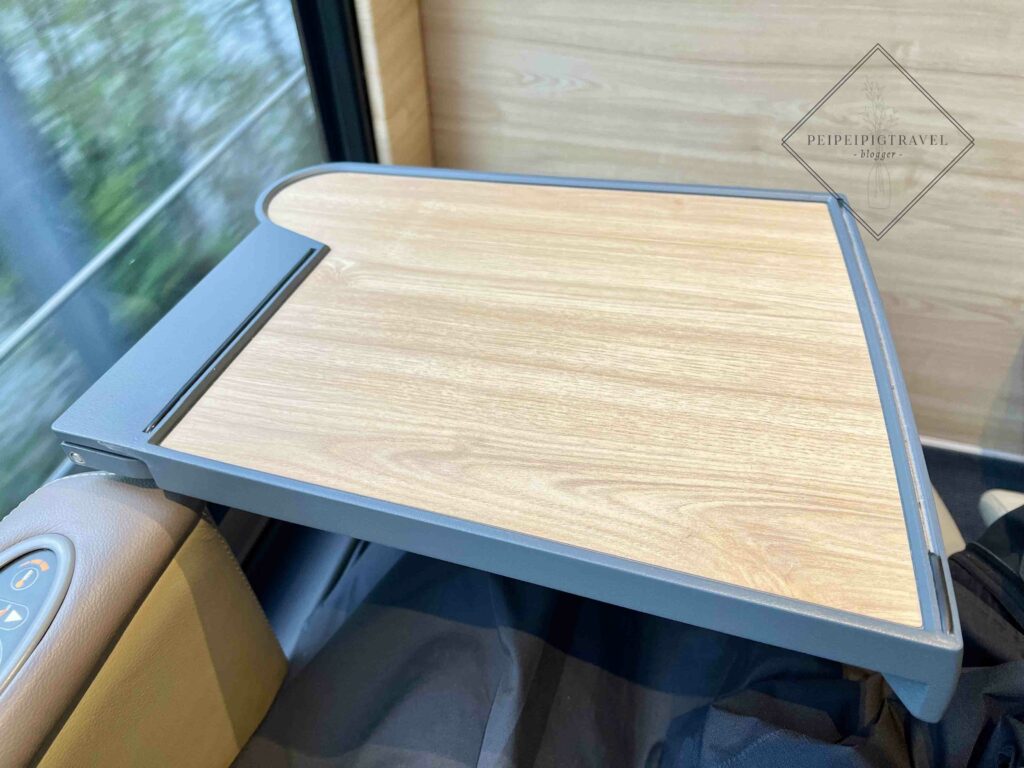 瑞士黃金列車｜最新沙發椅座位GoldenPass Express