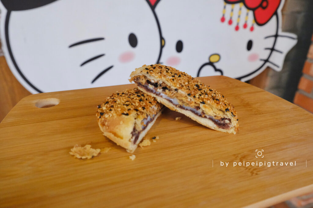 台中大甲鎮瀾宮必買｜大甲媽祖禮盒－紅櫻花食品 x Hello Kitty 台灣伴手禮